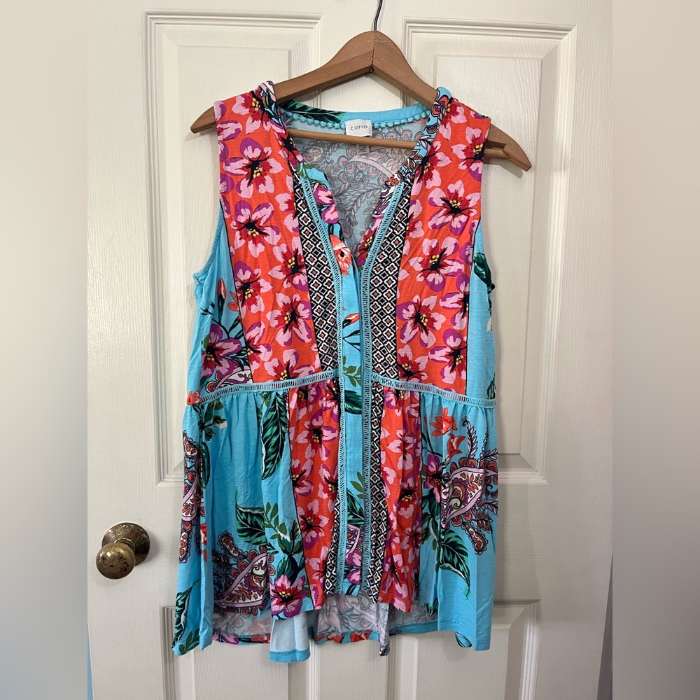 Cupio Floral Boho Sleeveless V Neck Tunic